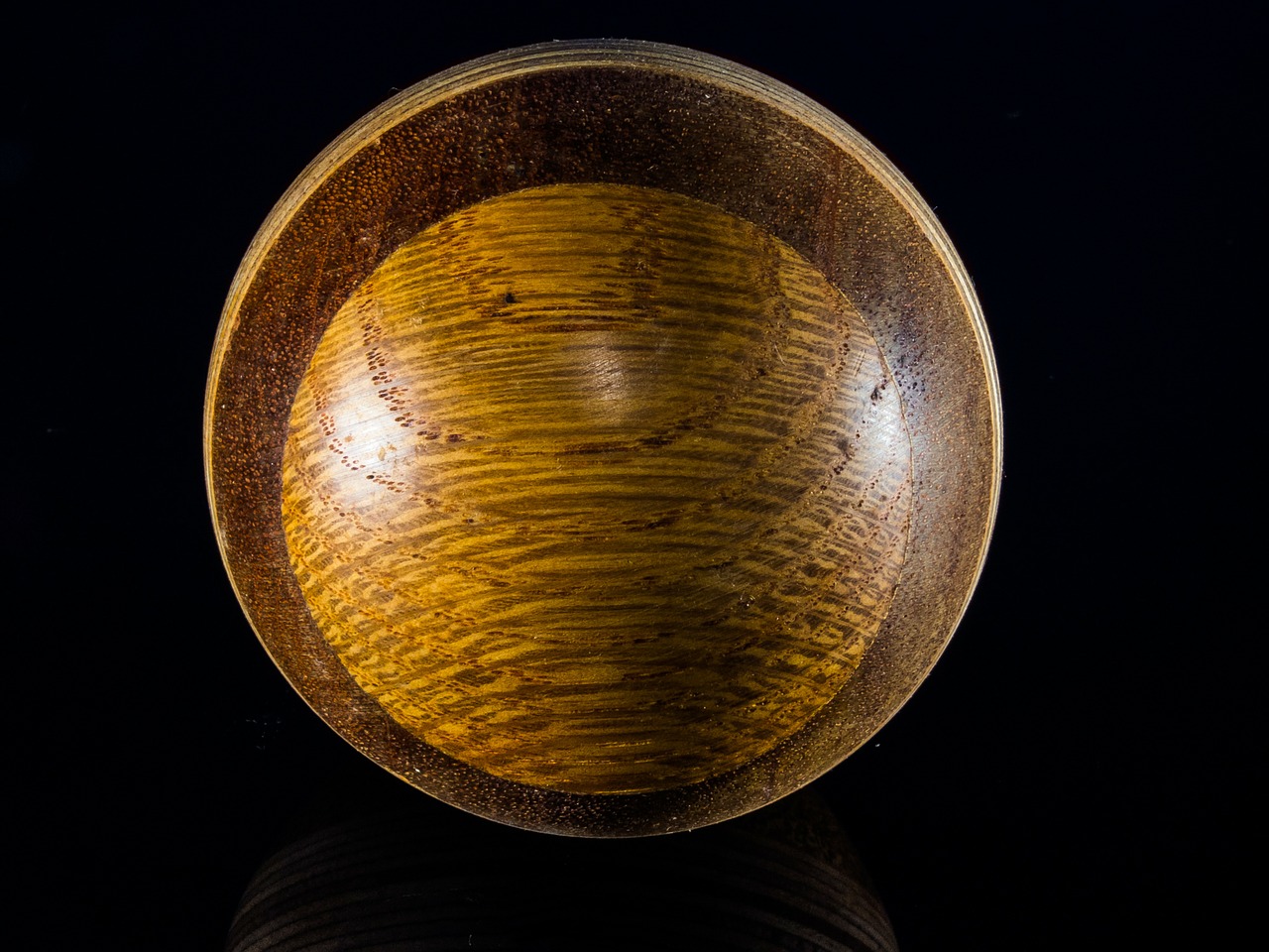 wooden-ball-214389_1280
